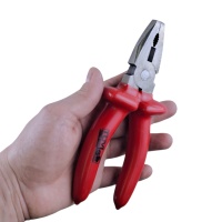 Купить оптом Плоскогубцы диэлектрические 160 мм, 6", 1000 Вт, "MAXIMUM" MX 14992 плоскогубцы диэлектрические 160 мм, 6", 1000 вт, "maximum" mx 14992 оптом