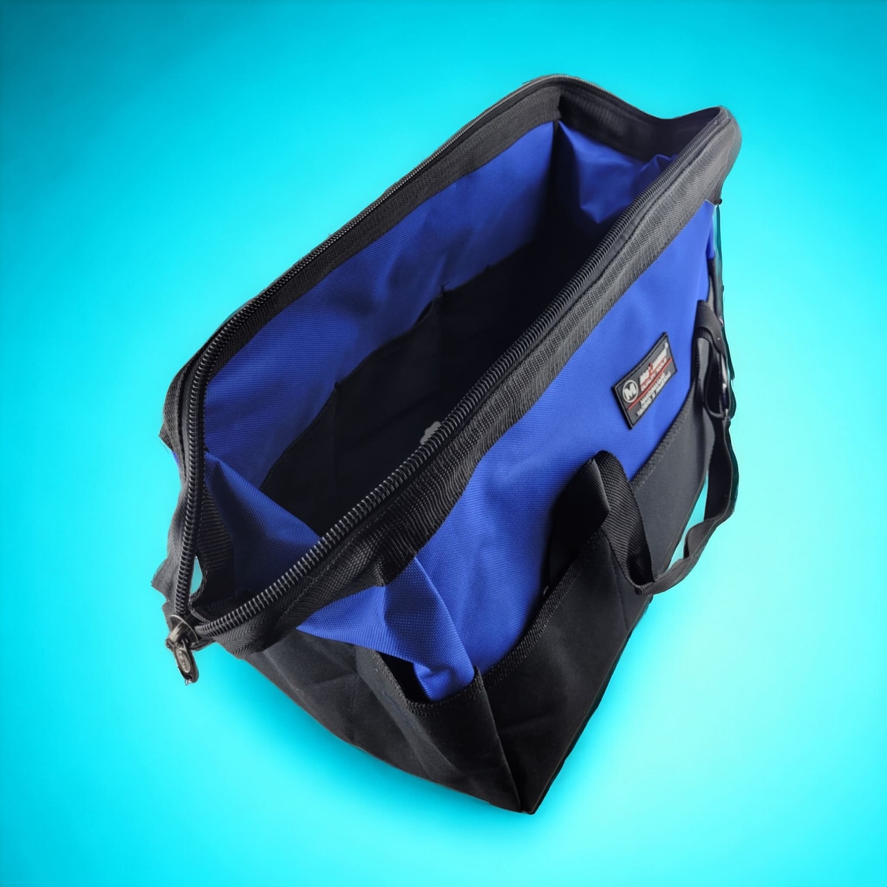 Купить оптом Сумка для инструментов на молнии 18 карманов, 30×40x20 см, "MAXIMUM"MX 12677 Сумка для инструментов на молнии 18 карманов, 30×40x20 см, "MAXIMUM"MX 12677 оптом