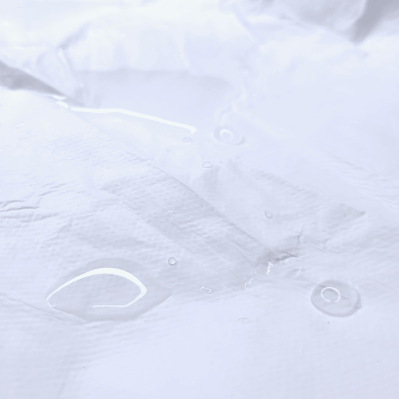 Купить оптом Комбинезон (костюм)  защитный XXL с бахилами и капюшоном, на молнии, 260 гр. Комбинезон (костюм)  защитный XXL с бахилами и капюшоном, на молнии, 260 гр. оптом