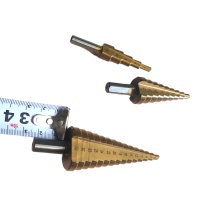 Купить оптом Набор сверл ступенчатых по металлу 4-12мм, 4-20мм , 4-32мм (2079) Набор сверл ступенчатых по металлу 4-12мм, 4-20мм , 4-32мм (2079) оптом