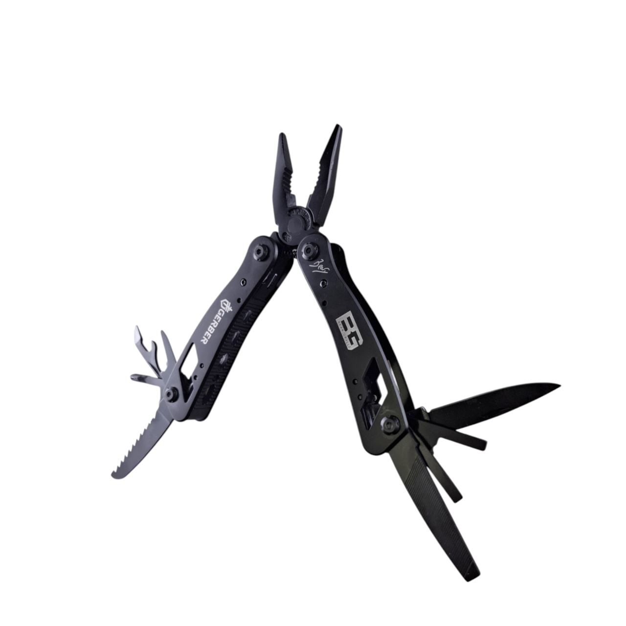 Купить оптом Мультитул-пассатижи с набором бит и чехлом мультитул-пассатижи с набором бит и чехлом оптом